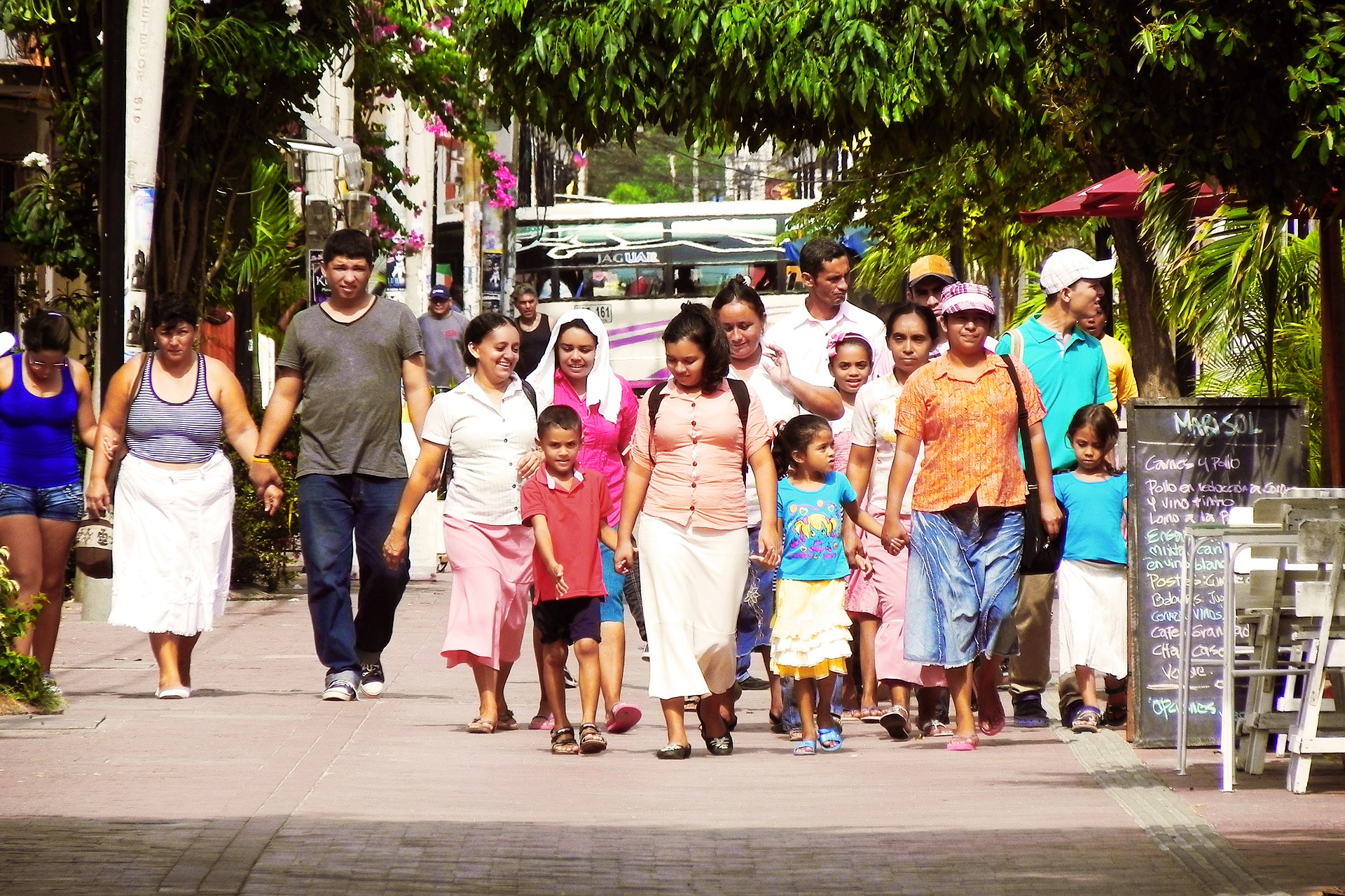 September 2021, Latin America : Practical guide on how to protect family unity and reunification more effectively in human mobility and mixed movement contexts during the ongoing COVID-19 pandemic